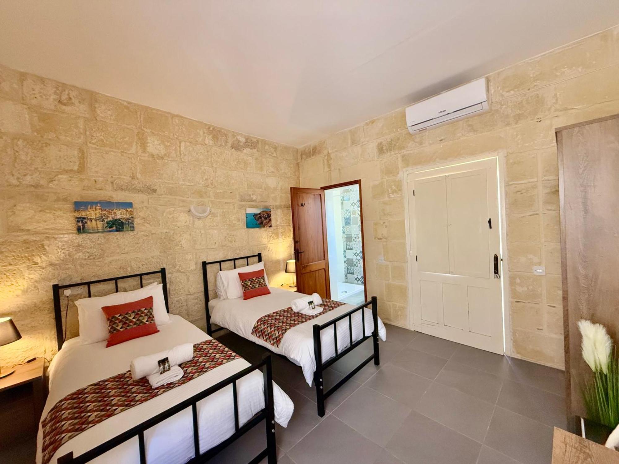 Ta' Matmura B&B Għarb Extérieur photo