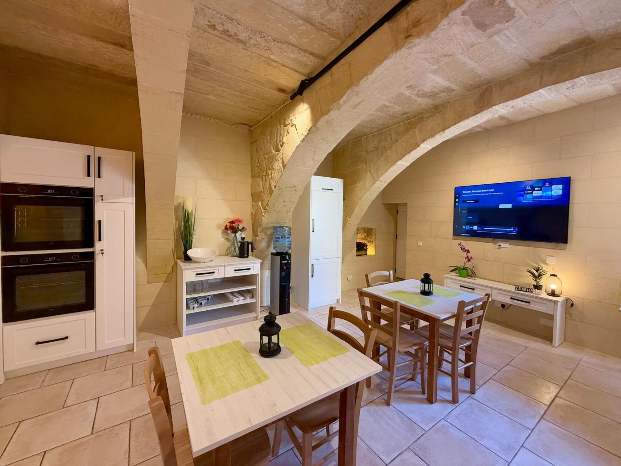 Ta' Matmura B&B Għarb Extérieur photo