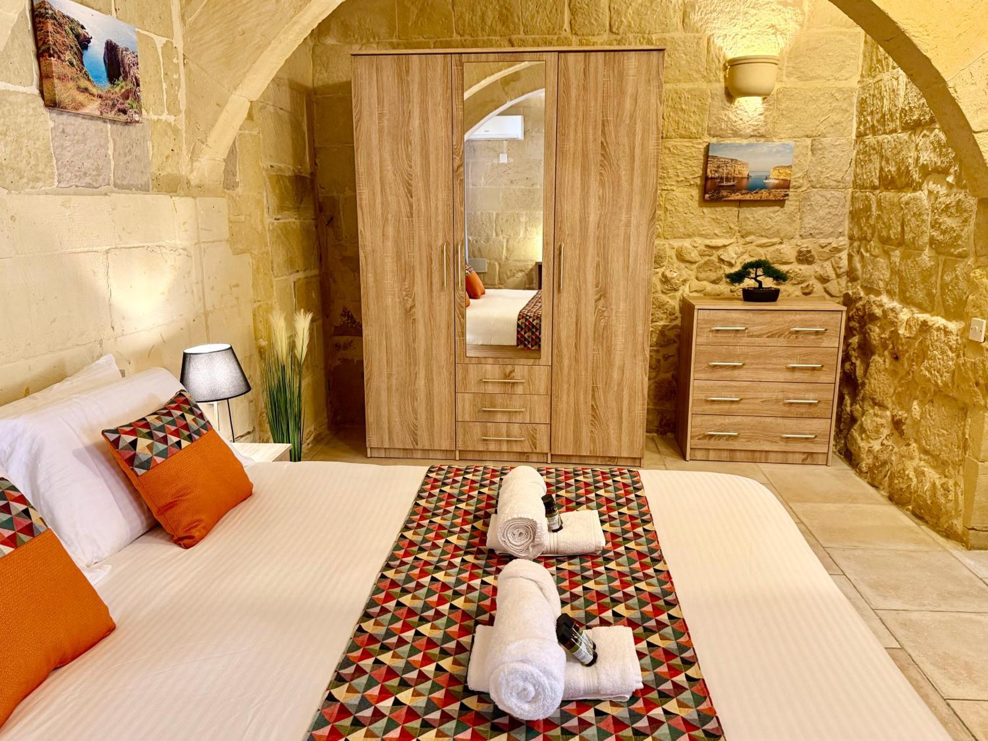 Ta' Matmura B&B Għarb Extérieur photo