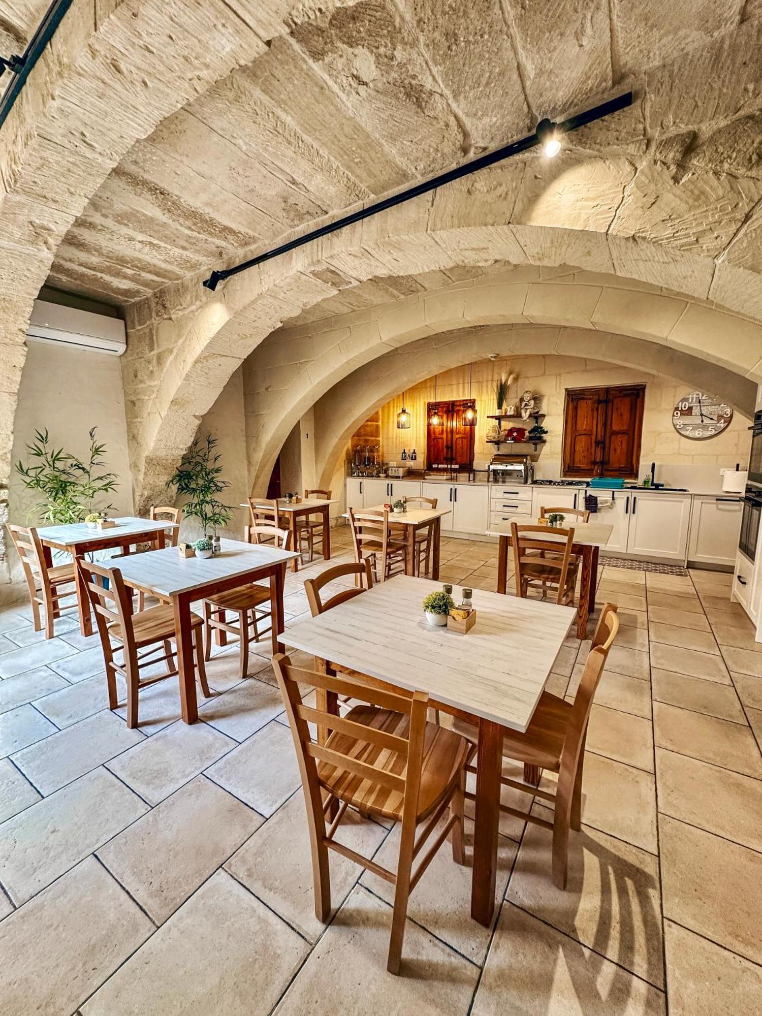 Ta' Matmura B&B Għarb Extérieur photo